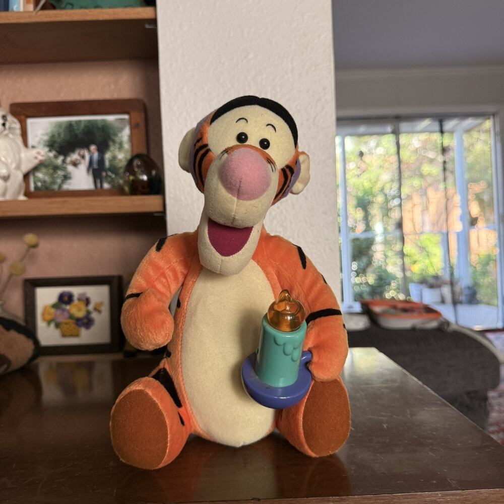 Winnie The Pooh-Tigger-Night Light Buddy-10"-Plush-Mattel-1998-
